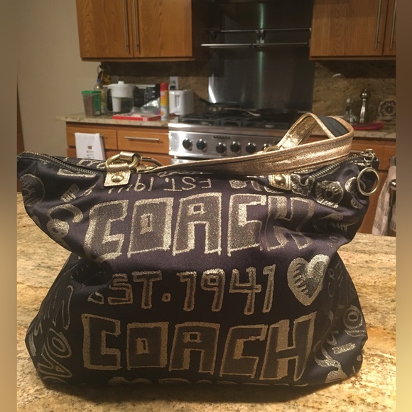 Coach Poppy Graffiti Scribble Tote Bag in Black and Gold!!! - Picture 6 of 15